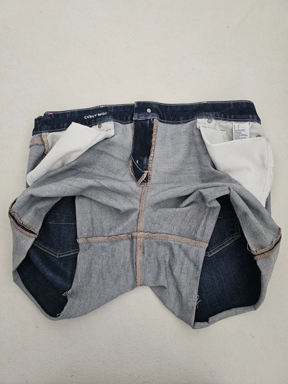 NEW!  AMERICAN EAGLE Wms Cutoff Shorts High-Rise STRETCH Curvi-Midi SZ 16. - Picture 13 of 14